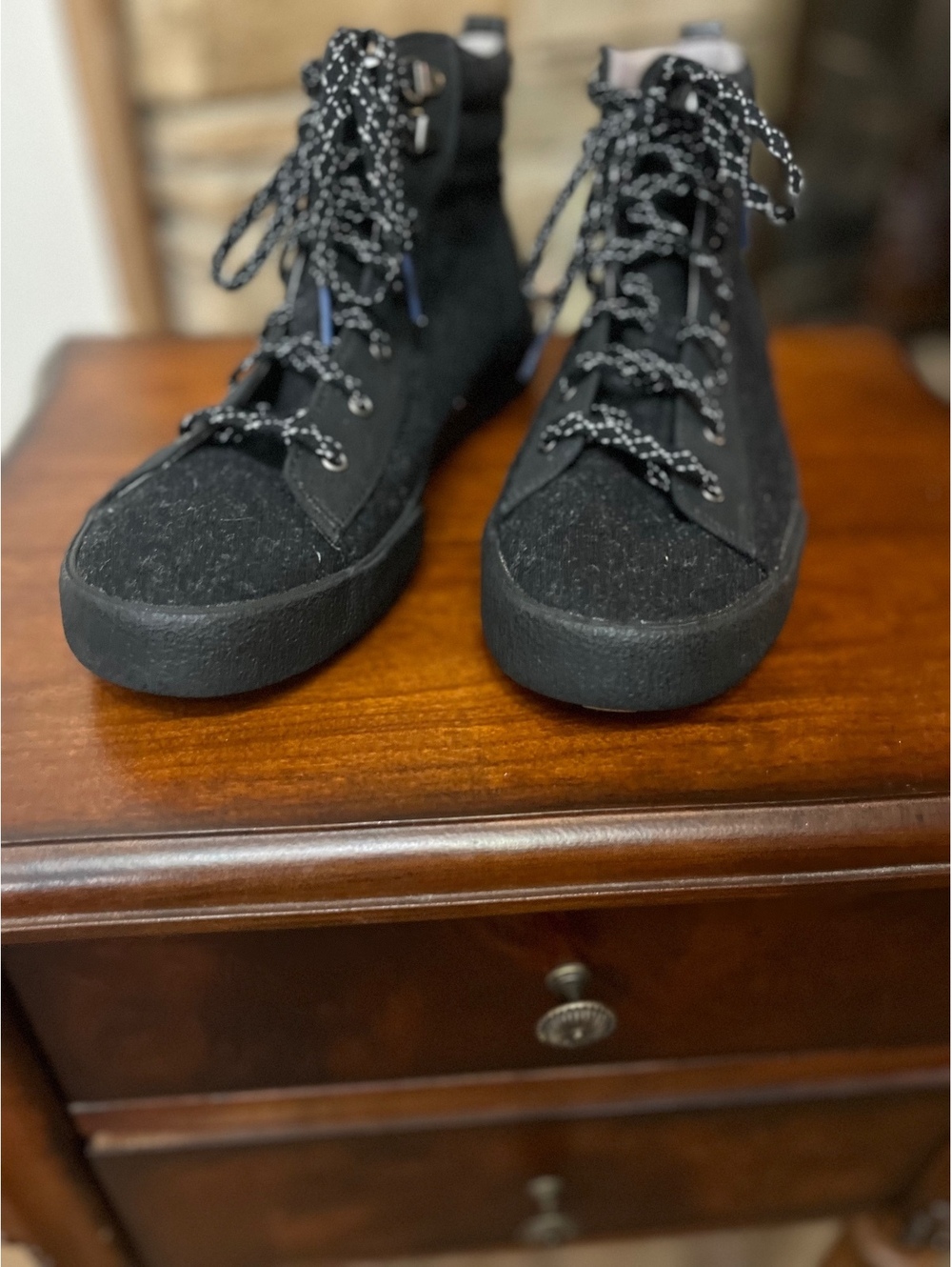 Keds Black High-Top Sneakers with Reflective Laces and Rubber Sole